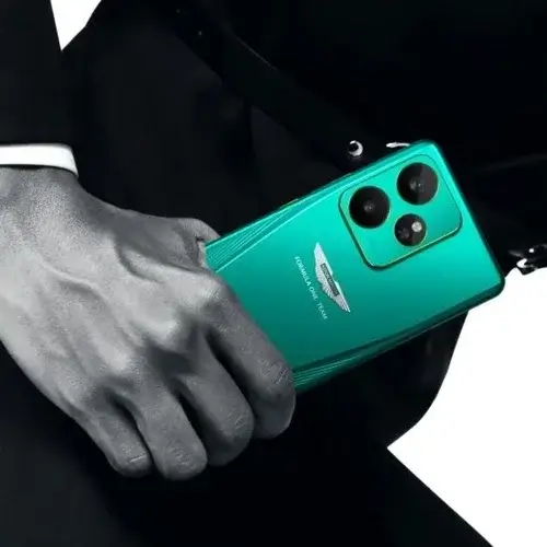 Realme GT7 Aston Martin Edition