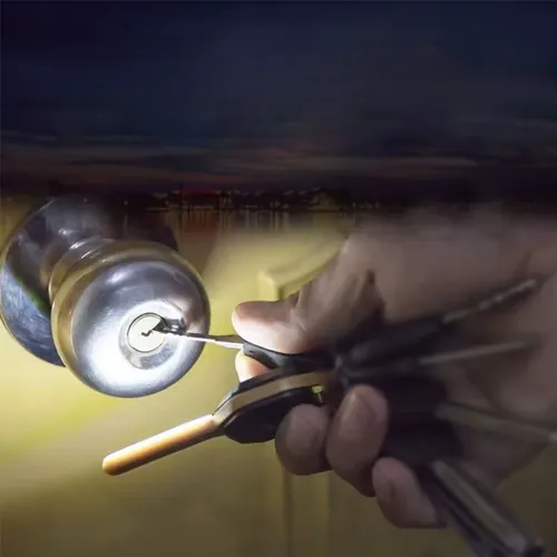 Key shaped light